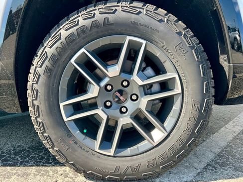 New 2026 GMC Terrain AT4 image 20