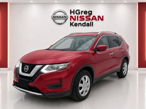 Used 2017 Nissan Rogue SL w/ SL Premium Package FWD image 2