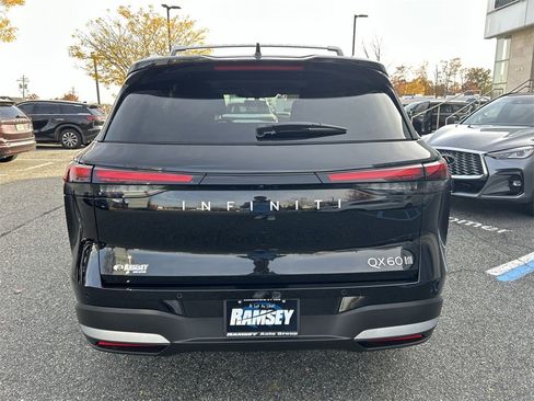New 2026 INFINITI QX60 Luxe w/ Cargo Package image 17