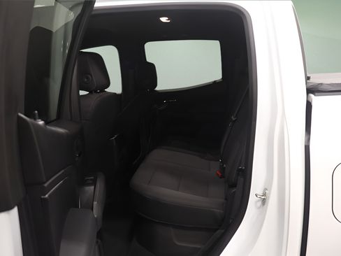 Used 2023 Chevrolet Colorado LT w/ LT Convenience Package II AWD/4WD image 13