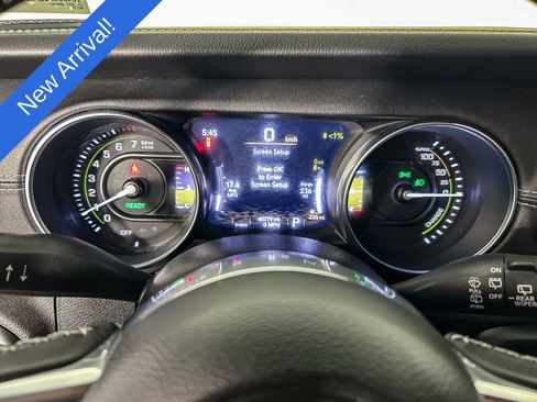 Used 2023 Jeep Wrangler Unlimited Sahara w/ Cold Weather Group image 18