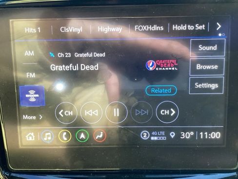 Used 2023 Chevrolet Traverse RS image 20