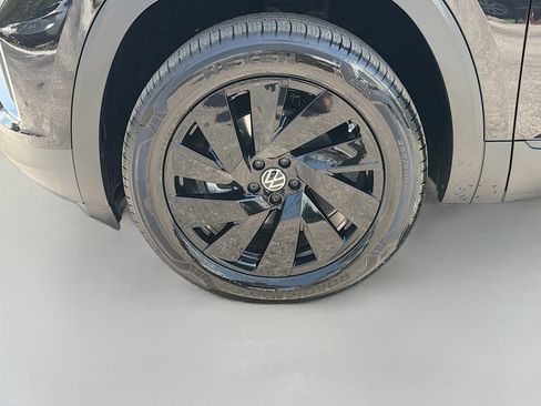 New 2026 Volkswagen Atlas SE FWD image 41