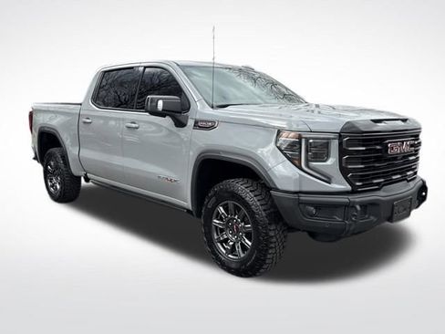 Used 2024 GMC Sierra 1500 AT4X image 8