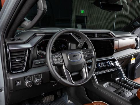 Used 2026 GMC Sierra 3500 Denali Ultimate image 17