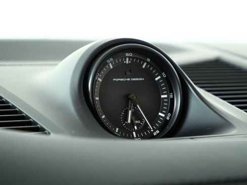 Certified 2025 Porsche Cayenne GTS image 22