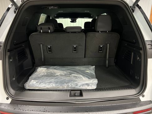 New 2026 Chevrolet Traverse LT w/ Driver Confidence Package image 23