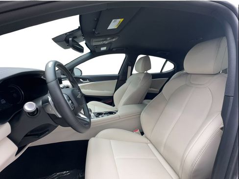 Used 2026 Genesis G70 2.5T RWD image 16