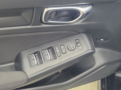 Used 2025 Honda Civic LX image 19