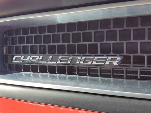 Used 2009 Dodge Challenger SRT8 w/ SRT Option Group II image 11