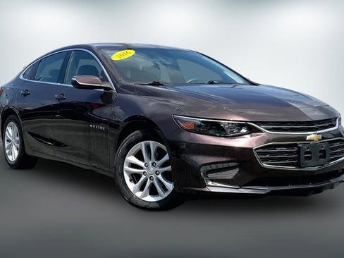 Used 2016 Chevrolet Malibu LT FWD image 1