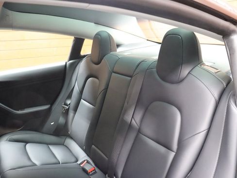 Used 2023 Tesla Model 3 Performance image 33