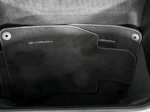 Used 2024 Porsche 911 Carrera GTS image 41