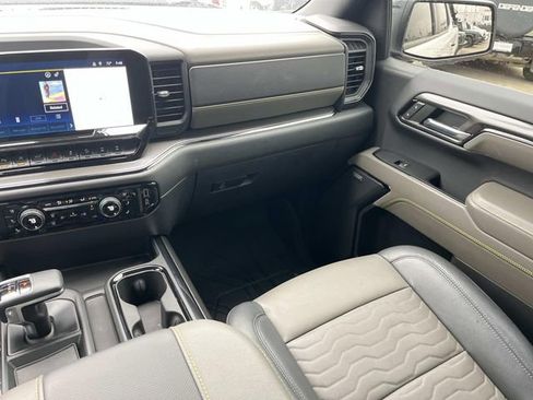 Used 2023 Chevrolet Silverado 1500 ZR2 w/ Technology Package AWD/4WD image 15