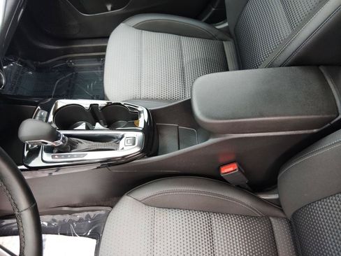 Used 2024 Chevrolet Trax LT w/ Driver Confidence Package FWD image 23