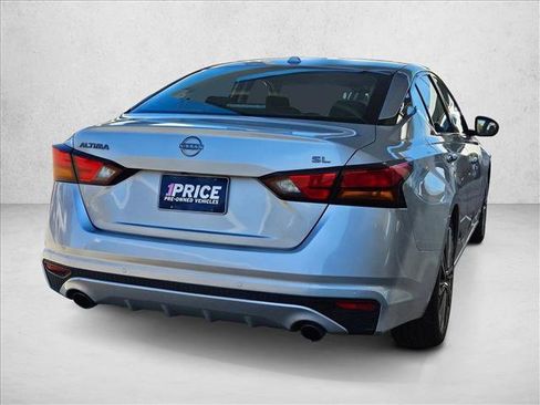 Used 2023 Nissan Altima 2.5 SL FWD image 4