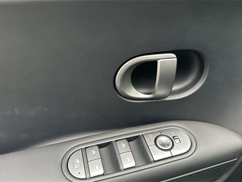 New 2026 Hyundai Ioniq 5 SEL image 11