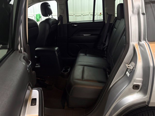 Used 2016 Jeep Compass High Altitude FWD image 19