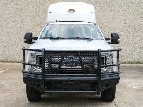 Used 2019 Ford F250 XL w/ STX Appearance Package AWD/4WD image 5