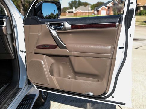 Used 2018 Lexus GX 460 Premium AWD/4WD image 45