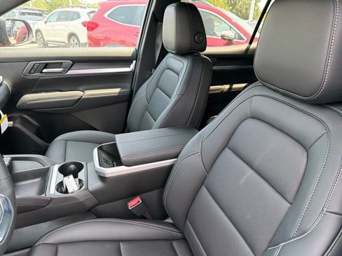 New 2027 GMC Terrain Elevation w/ Elevation Premium Package FWD image 18