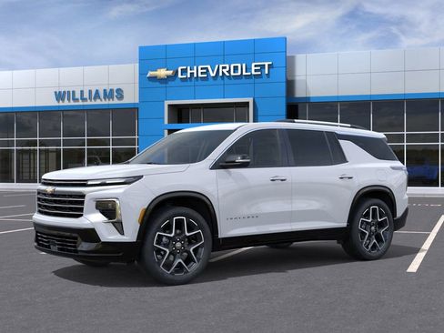 New 2026 Chevrolet Traverse High Country w/ LPO, Floor Liner Package image 2