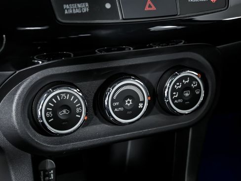 Used 2015 Mitsubishi Lancer Evolution GSR image 30