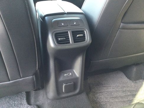Used 2023 Buick Envision Avenir AWD/4WD image 13