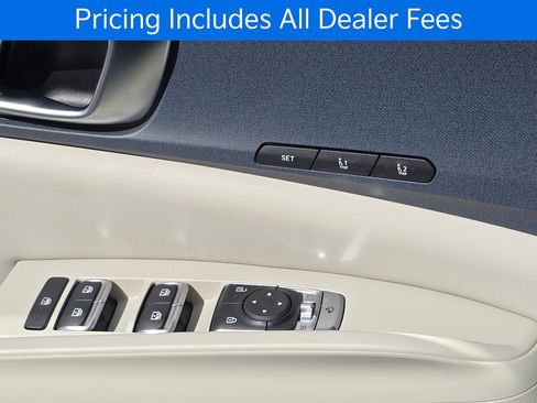 New 2026 Kia Carnival EX FWD image 11