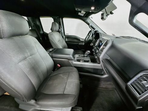 Used 2016 Ford F150 XLT w/ Equipment Group 302A Luxury AWD/4WD image 29