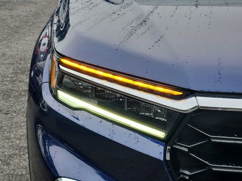 Certified 2023 Honda Pilot Touring image 9