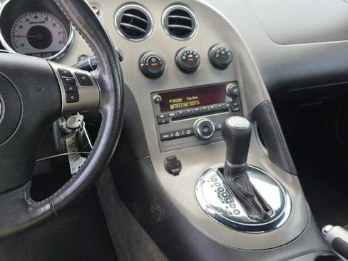 Used 2007 Pontiac Solstice Convertible w/ Premium Package RWD image 13