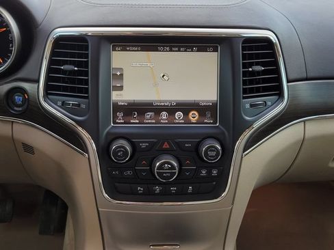 Used 2014 Jeep Grand Cherokee Overland w/ Advanced Technology Group AWD/4WD image 16