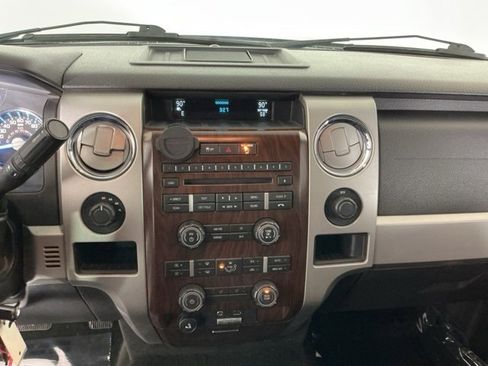 Used 2012 Ford F150 Lariat w/ Lariat Chrome Pkg image 17