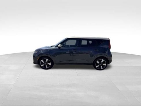 Used 2020 Kia Soul EX FWD image 3