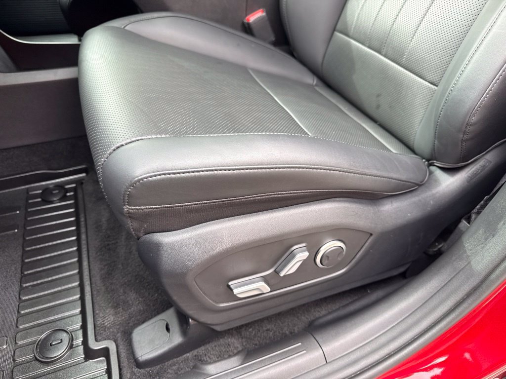 Used 2025 Hyundai Santa Fe XRT AWD/4WD image 16