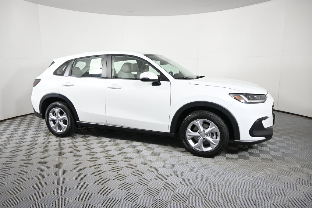 Used 2023 Honda HR-V LX image 8