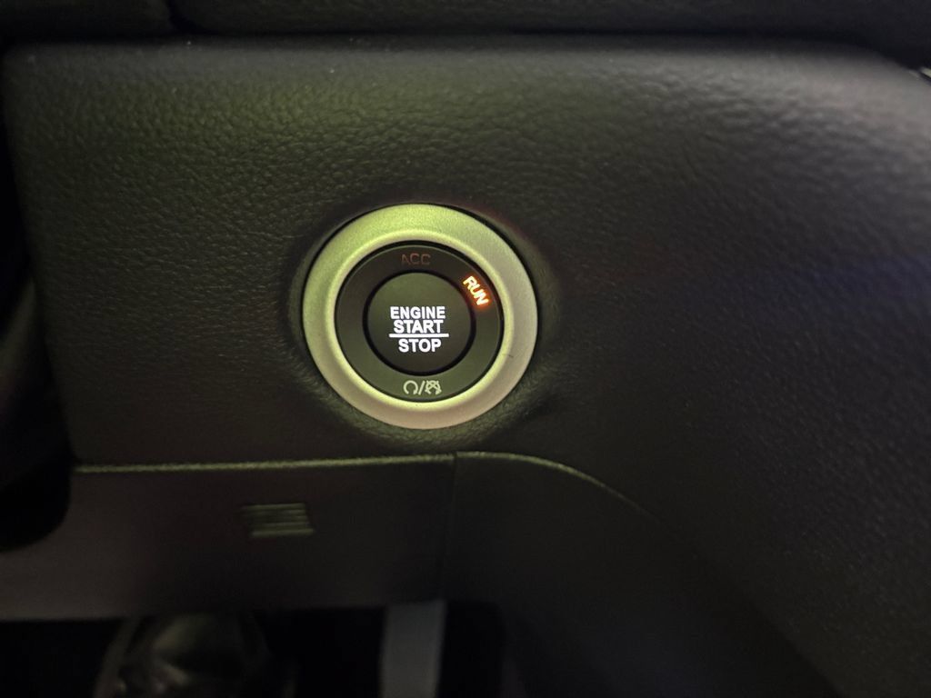 New 2026 Chrysler Pacifica Select FWD image 26