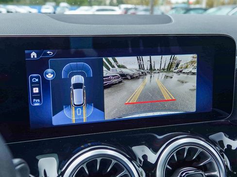 Certified 2025 Mercedes-Benz GLA 250 image 23