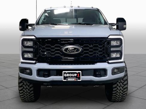 Used 2026 Ford F350 Lariat w/ Tremor Off-Road Package AWD/4WD image 3