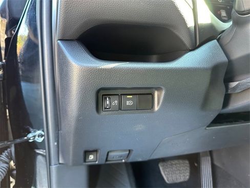 Used 2024 Toyota RAV4 LE image 21