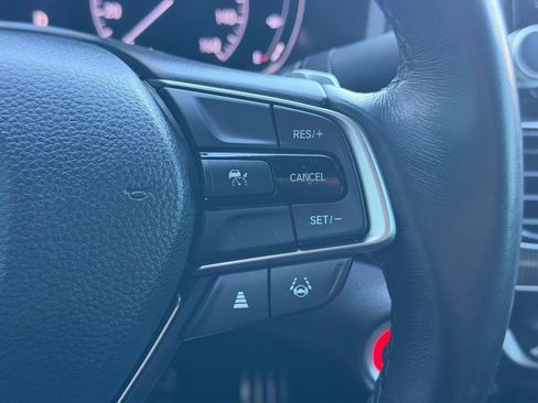 Used 2021 Honda Accord Sport image 11