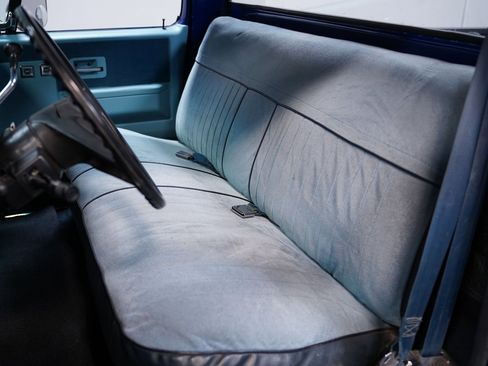 Used 1987 GMC Sierra 1500 2WD Regular Cab image 33