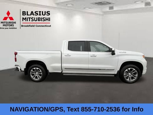 Used 2024 Chevrolet Silverado 1500 High Country w/ Technology Package image 6