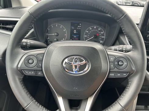 Used 2024 Toyota Corolla Cross LE AWD/4WD image 27