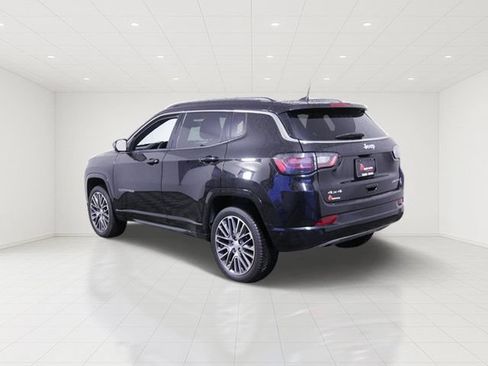 Certified 2023 Jeep Compass Limited w/ Elite Group AWD/4WD image 5
