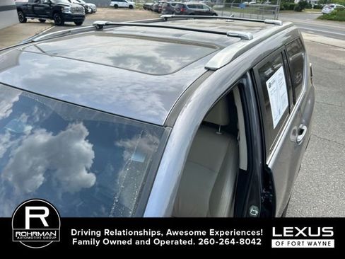 Used 2023 Lexus GX 460 Luxury w/ Sport Design Package AWD/4WD image 7