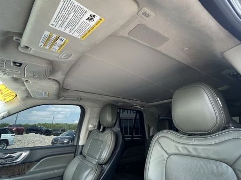 Used 2022 Lincoln Navigator L Black Label image 23