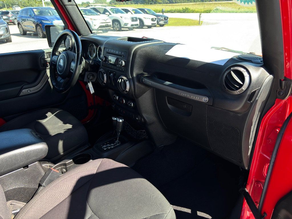 Used 2015 Jeep Wrangler Sport w/ Quick Order Package 24S AWD/4WD image 19