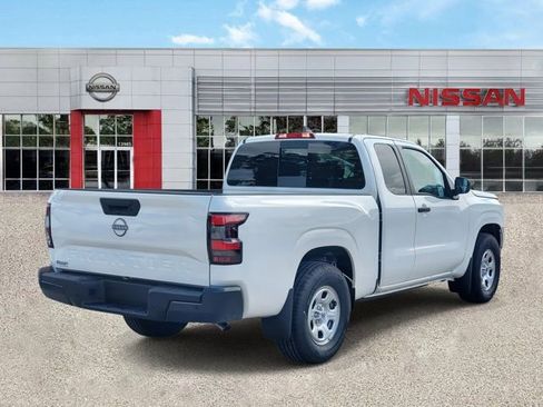 New 2026 Nissan Frontier S image 2